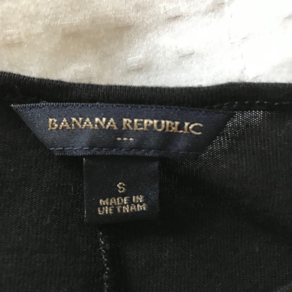 Banana Republic long sleeved little black dress - Picture 2 of 3